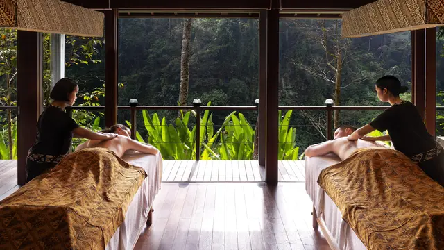 Isi dari paket yang ditawarkan