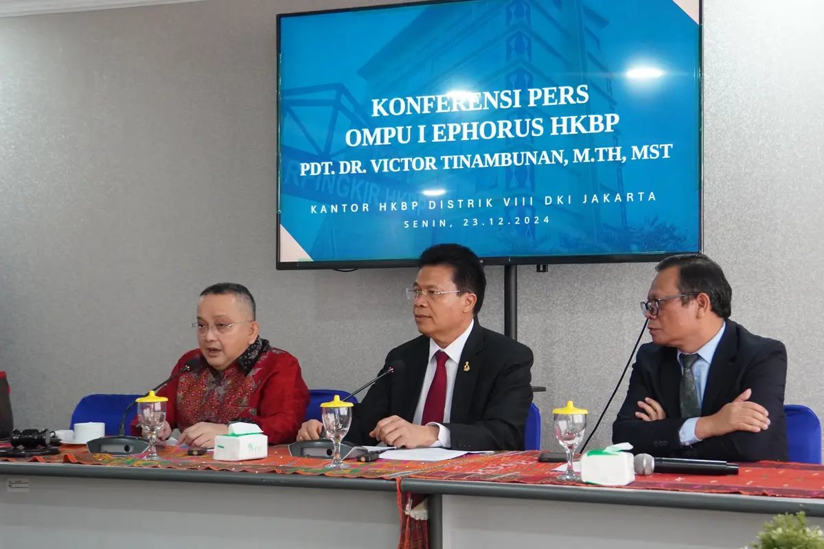 Huria Kristen Batak Protestan (HKBP) menggelar konferensi pers di Sopo Marpingkir, Cakung, Jakarta Timur.