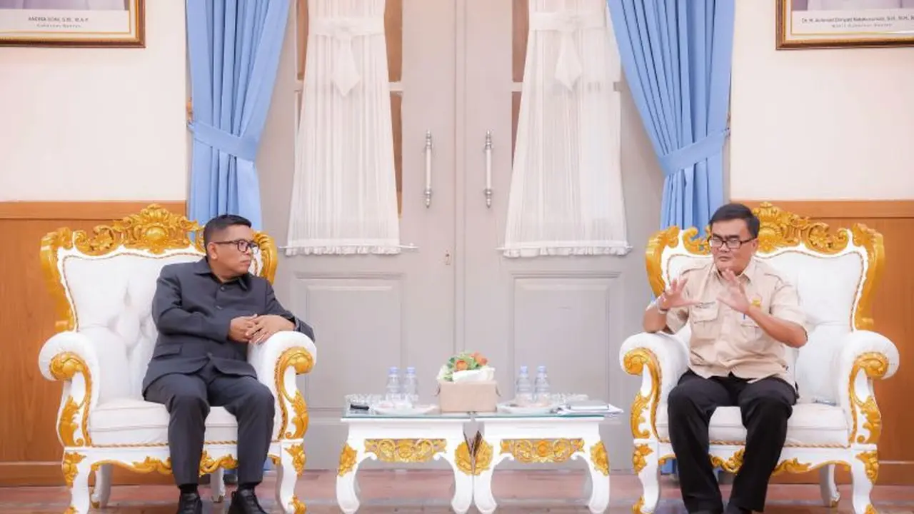 Gubernur Banten Andra Soni (kiri), saat menerima audiensi panitia jambore di Gedung Negara Provinsi Banten, Kota Serang, Banten (Istimewa)