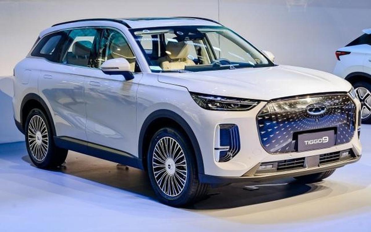 Jangan Salah Kaprah, Mobil Plug-in Hybrid Tetap Perlu Rutin Isi Baterai