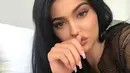 Kylie Jenner sepertinya sudah mengubah niatnya untuk tak lagi mengunggah foto atau video Stormi ke sosial media. (instagram/kyliejenner)