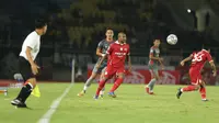 Persis Solo sukses mengalahkan Madura United dalam lanjutan BRI Liga 1 2022/2023, Selasa (23/8/2022). (Bola.com/Hery Kurniawan)