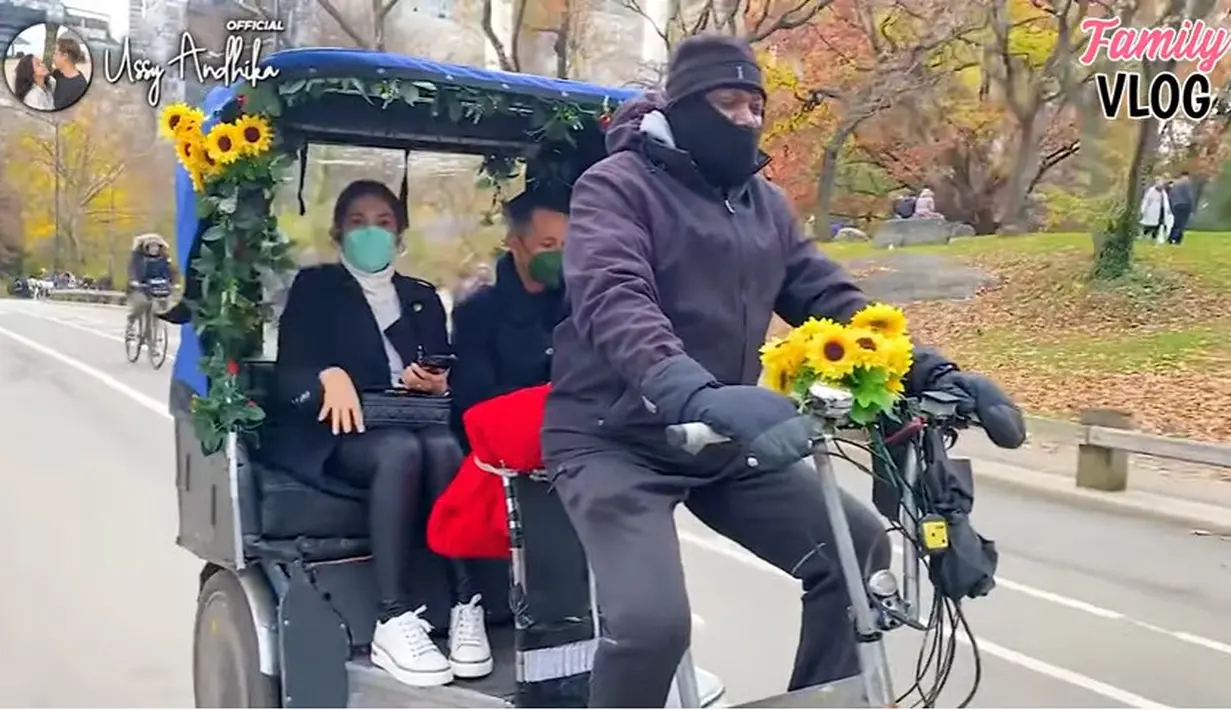 Ussy Sulistiawaty dan Andhika Pratama New York (Youtube/Ussy Andhika Official)
