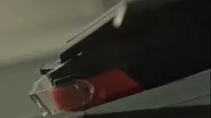 Berita video TikTok Bola.com kali ini menampilkan editor video Bola.com, Okie Prabhowo, mencoba bernyanyi bersama "band"-nya agar semangat di tengah pandemi COVID-19.