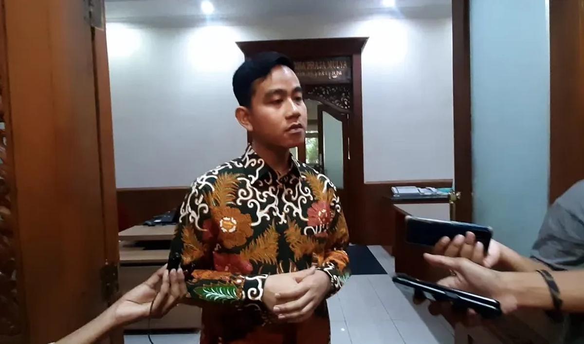 Gibran mengaku sudah berkoordinasi dengan Ketua Tim Pemenangan Nasional Ganjar Presiden, Arsjad Rasjid usai deklarasi pasangan Ganjar-Mahfud.<br>