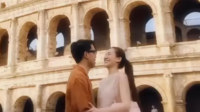 Potret bulan madu Aaliyah Massaid dan Thariq Halilintar saat di Roma Italia. (Dok: IG @thariqhalilintar https://www.instagram.com/thariqhalilintar/)