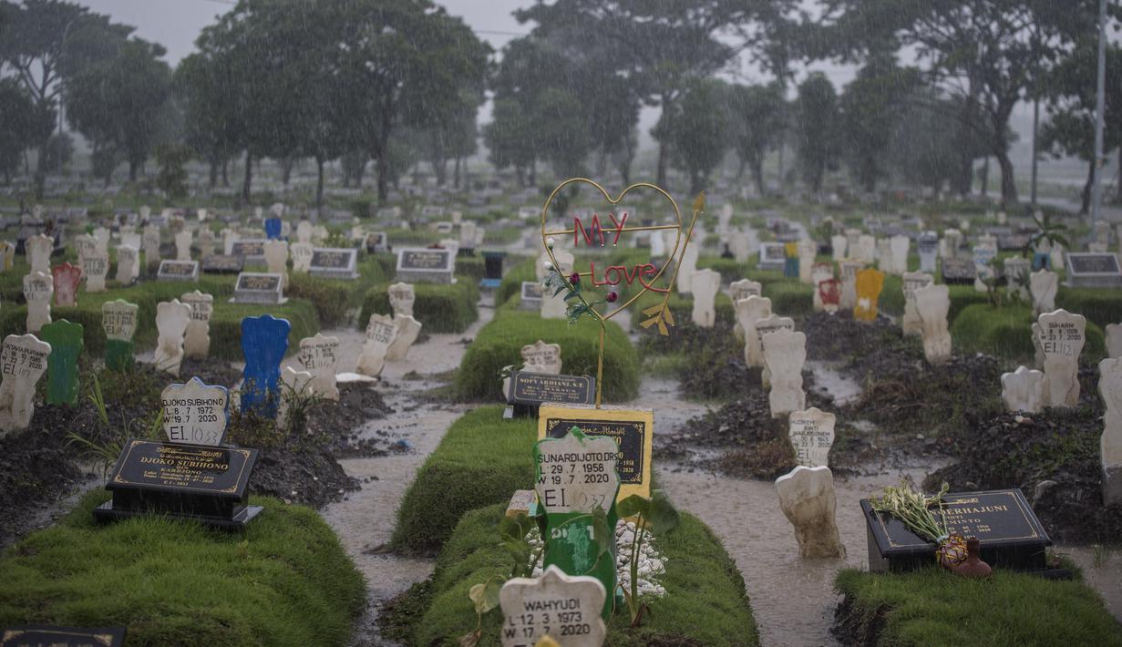 Foto Menengok Makam Covid 19 Di Tpu Keputih Surabaya News Liputan6 Com