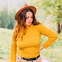 ilustrasi kepribadian perempuan/Photo by Євгенія Височина on Unsplash