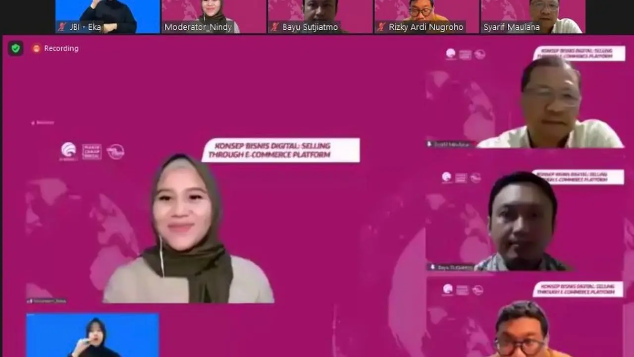 Kemenkominfo berkolaborasi dengan Gerakan Nasional Literasi Digital Siberkreasi menyelenggarakan kegiatan webinar dengan tema “Konsep Bisnis Digital: Selling Through E-commerce Platform”, Rabu (21/9/2022) (Istimewa)