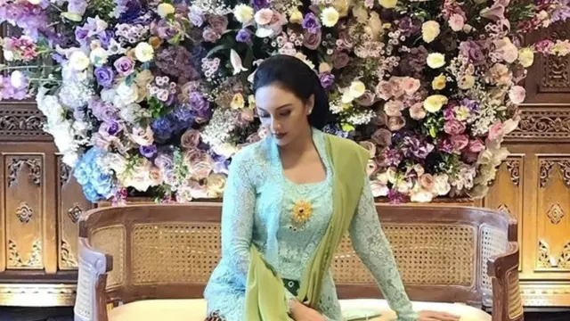 Titiek Soeharto dan Tata Cahyani