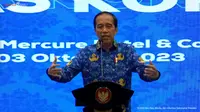 Presiden Jokowi menghadiri pembukaan Rakernas Korps Pegawai Republik Indonesia (Korpri) 2023, lengkap memakai batik seragam Korpri, Selasa (3/10/2023). Jokowi membahas mengenai TikTok Shop dihadapan ASN yang hadir.