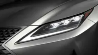 Lexus RX mengadopsi lampu utama yang semakin canggih.