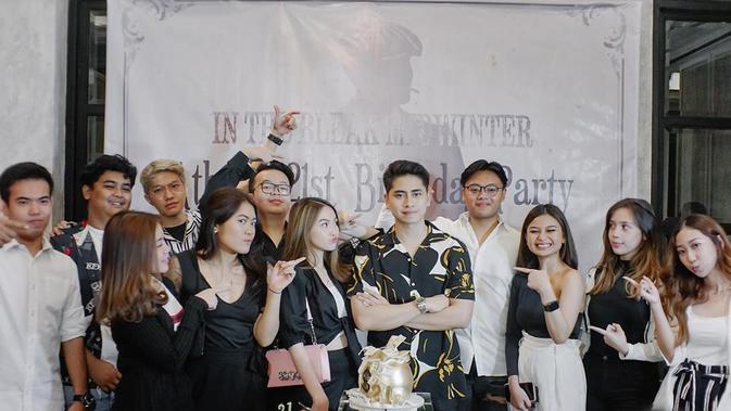 6 Potret Perayaan Ulang Tahun Athalla Naufal, Aisyah ...