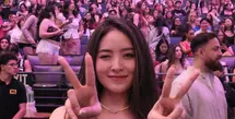 Natasha Wilona membagikan keseruannya nonton konser Ariana Grande. Ia pun memerlihatkan beberapa lagu yang dibawakan Ariana Grande. [@natashawilona12]
