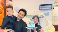 Akur, Wardatina Mawa dan Insanul Fahmi Bersama Rayakan Ultah Anak