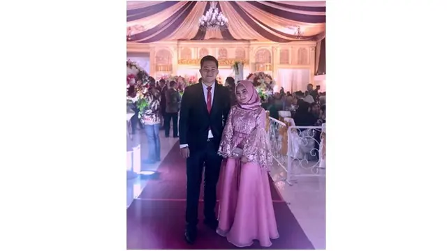 Fatin dan Septrian saat kondangan bersama, bahkan tak sedikit netizen yang mendoakan keduanya untuk segera menuju ke jenjang yang lebih serius.
