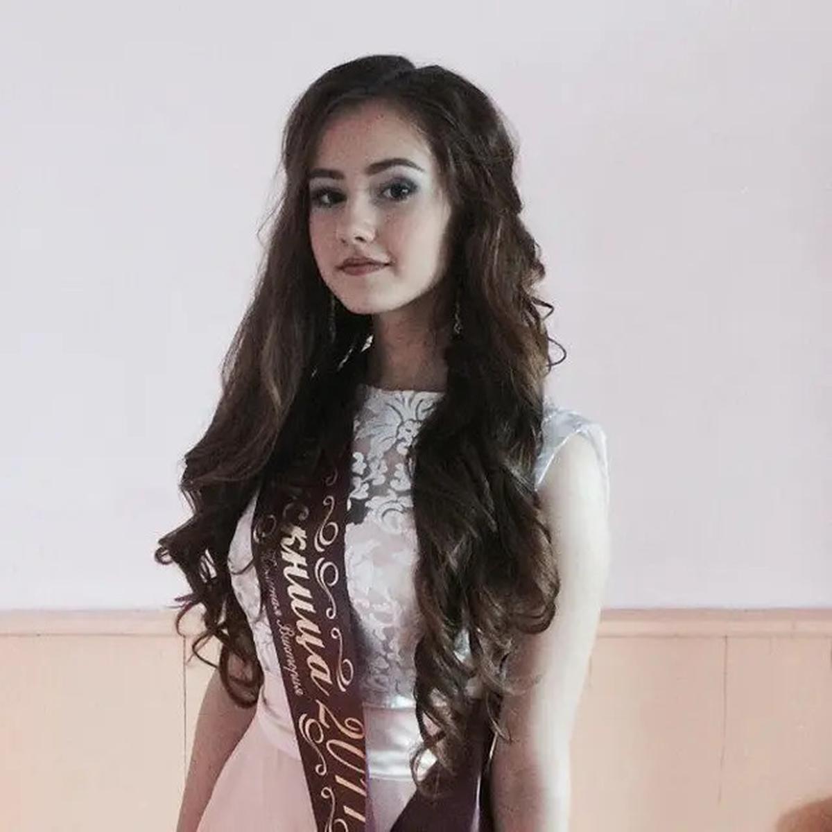 6 Potret Lawas Vika Kolesnaya, Dikabarkan Sudah Nikah dengan Billy Syahputra