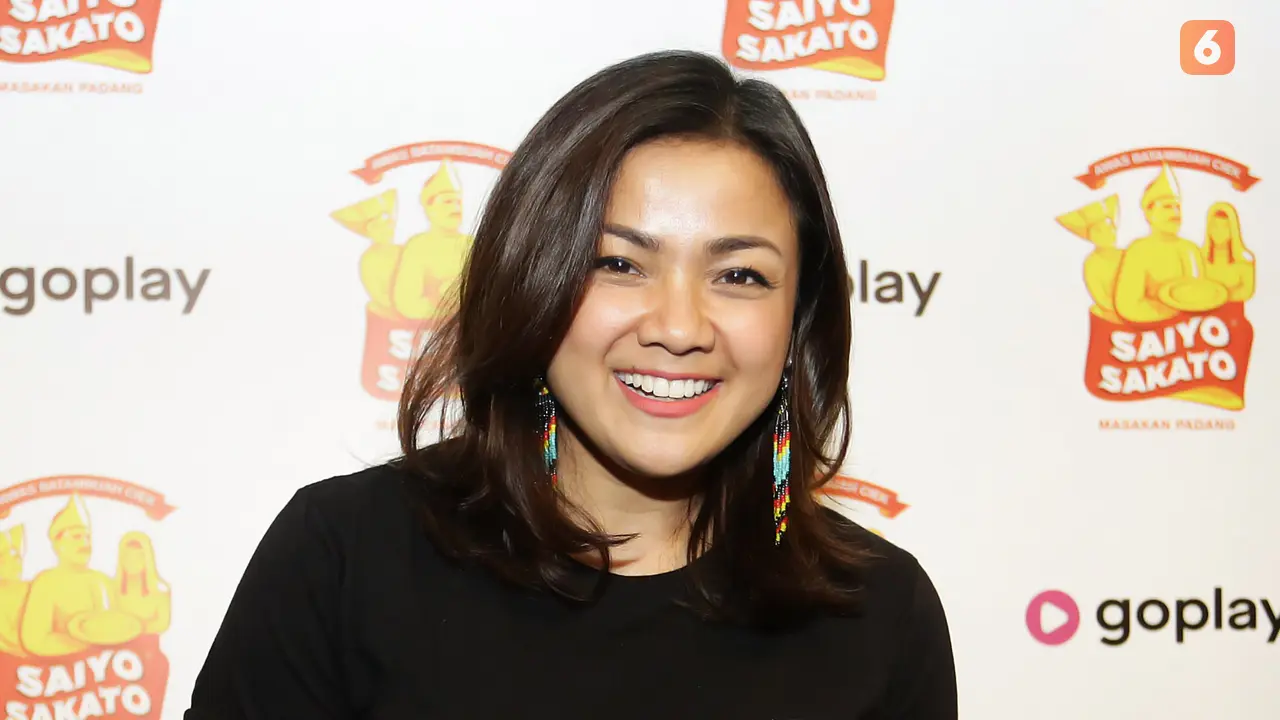 [Fimela] Nirina Zubir