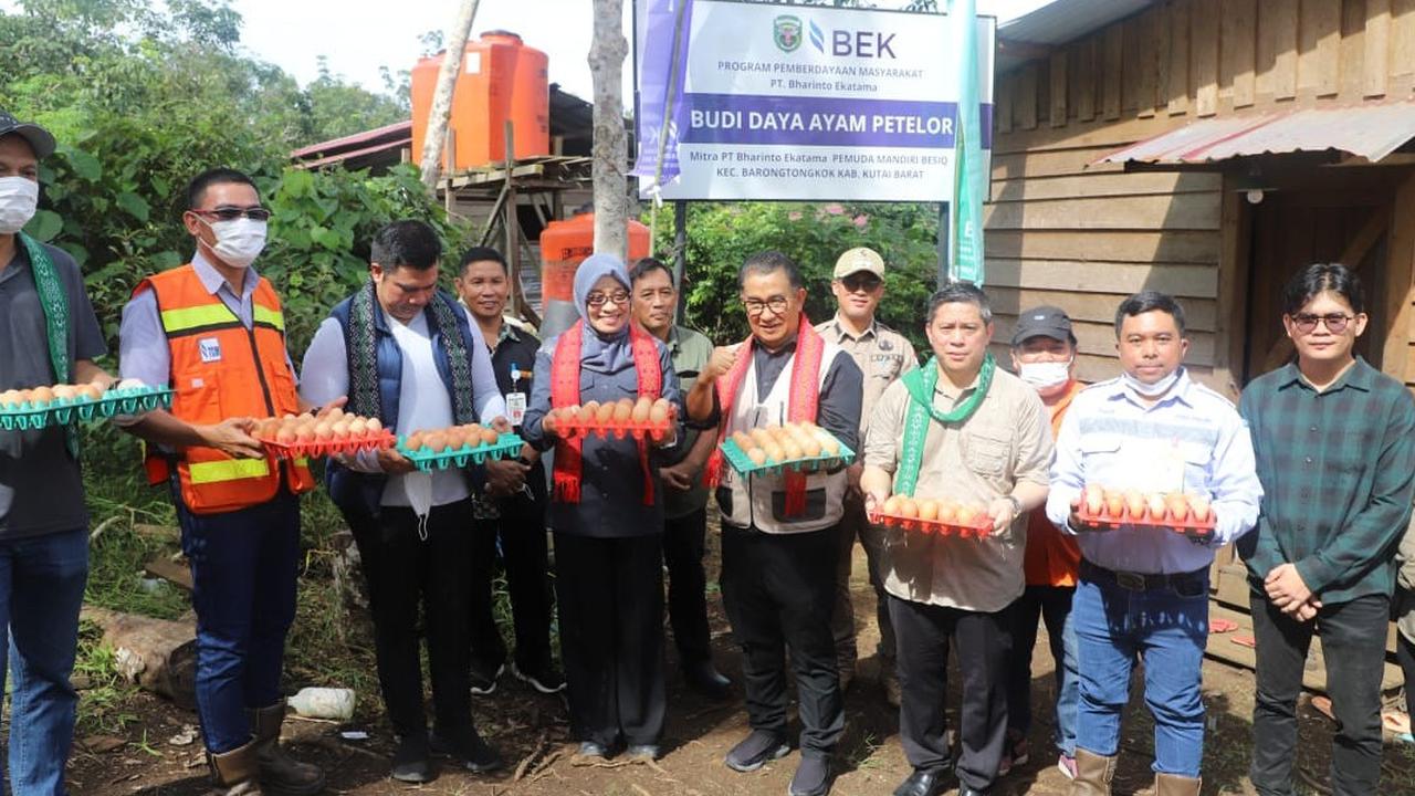 Pj Gubernur Kaltim Apresiasi PT BEK atas Pemberdayaan Masyarakat Lokal di Kubar
