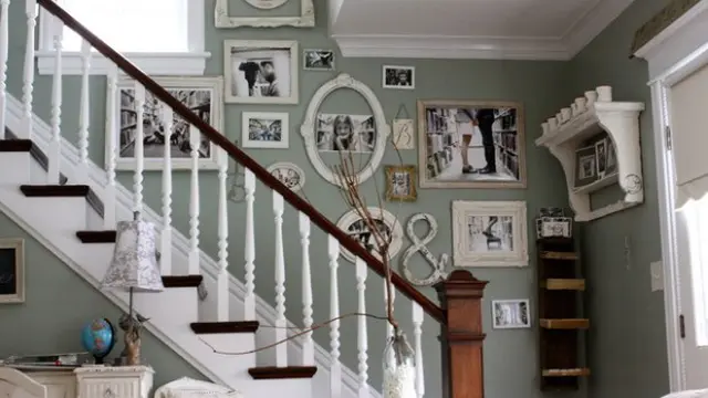 Percantik Ruangan dengan Gallery Foto di Dinding Rumah
