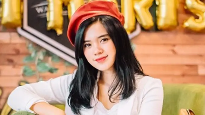 Cantiknya Audi Marissa Bikin Adem dengan Lipstik Andalannya