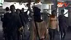 Siswa dari SMA Negeri 6 Jakarta dan seterunya dari SMAN 70 Jakarta terlibat tawuran di Jalan Raya Bulungan, Jaksel, tadi malam. 
