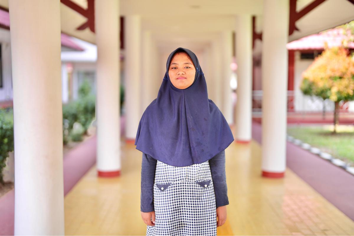 Annisa Nur Khofifa (17) siswi Sekolah Rakyat Menengah Atas (SRMA) 13 Bekasi