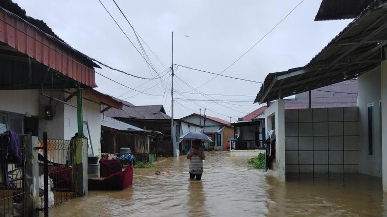 Ratusan Rumah di Kurao Pagang Terendam Banjir, Warga Padang Khawatir Hujan Berlanjut