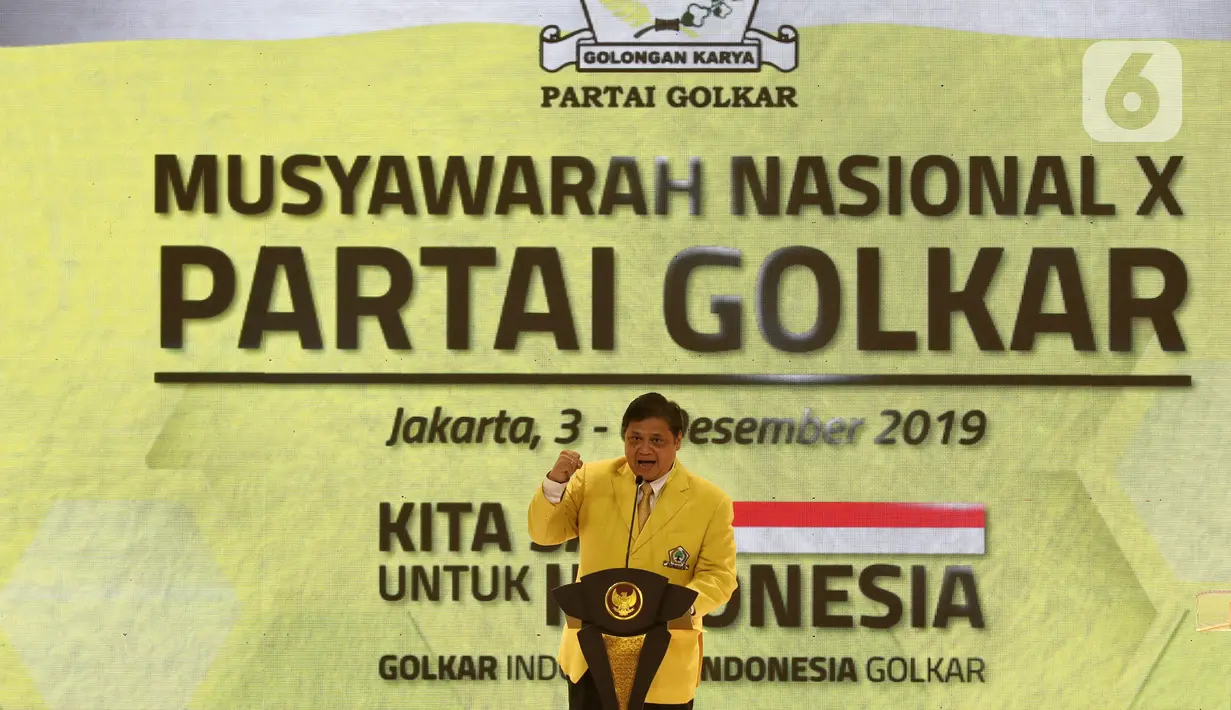 Ketua Umum Partai Golkar Airlangga Hartarto saat berpidato dalam pembukaan Munas X Partai Golkar di Jakarta, Selasa (3/12/2019). Munas Partai Golkar yang berlangsung pada 3-6 Desember 2019 beragendakan pemilihan Ketua Umum Partai Golkar. (Liputan6.com/Johan Tallo)