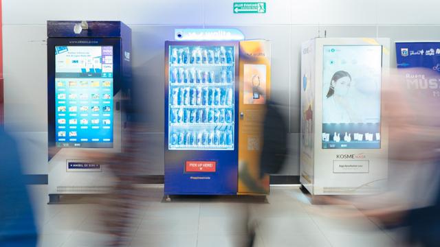 Pertama di Indonesia, Wallts Tawarkan Dompet Lewat Vending Machine