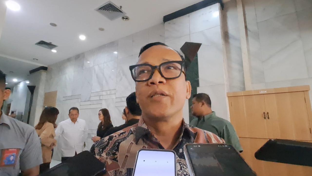 Viral #KaburAjaDulu, Wamenaker "Mau Pergi, Silakan Saja"