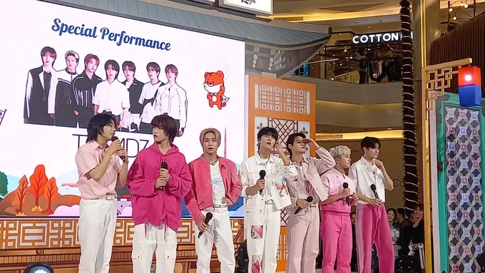 Boyband TRENDZ di Korea Culture & Travel Festival 2023 (Istimewa)