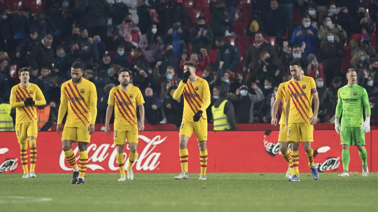 Foto: Kartu Merah Gavi Buat Barcelona Gagal Menang di Kandang Granada dalam Lanjutan Liga Spnyol 2021 / 2022