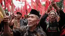 Para petani saat berunjuk rasa memperingati Hari Tani Nasional Indonesia di depan Gedung MPR, DPR dan DPD Republik Indonesia, Jakarta pada 24 September 2024. (Yasuyoshi CHIBA/AFP)