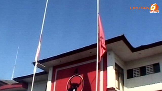 Video Kibaran Bendera Duka Setengah Tiang Untuk Taufik Kiemas News Liputan6 Com
