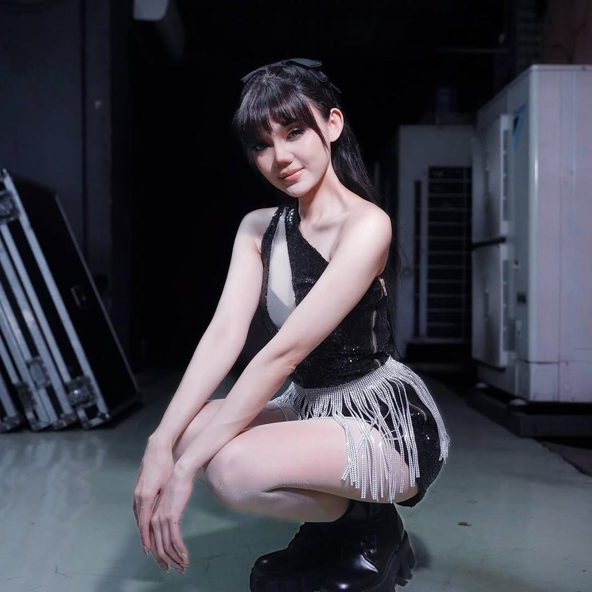 7 Potret Rina Nose saat Lakukan Cosplay Berbagai Karakter, Totalitas Banget
