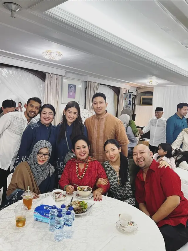 Lebaran Keluarga Cendana