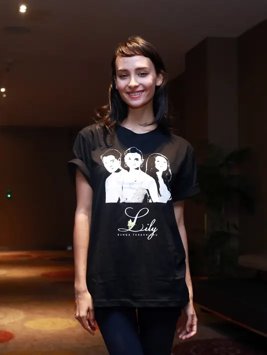 'Ini film kedua aku, cukup berani, mau ga mau banyak yang ngejudge, udah konsekuensi, di sini tempat aku berkarya,' kata Salvita di Cinemaxxx, FX Sudirman, Senayan, Jakarta Pusat, Senin (31/8). (Wimbarsana Kewas/Bintang.com)