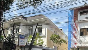 Barisan Terobos Maluku Utara United (BATOMA) Jabodetabek menggelar aksi solidaritas bertajuk “Dari Timur untuk Yakob dan Yance” di Kementerian Hak Asasi Manusia (KemenHAM) RI dan Komisi Nasional Hak Asasi Manusia (Komnas HAM) RI, Senin (22/12/2025) siang WIB. (Bola.com/BATOMA)