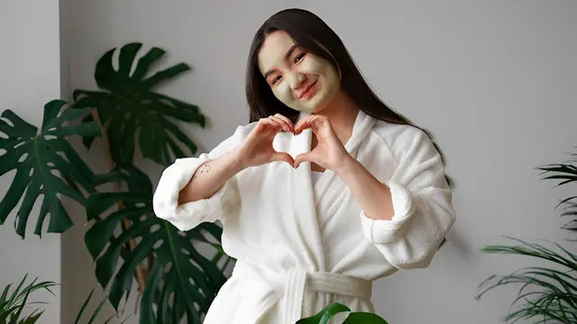 Self Love vs Self Obsession, Apa Bedanya dan Mana yang Lebih Sehat? - 1