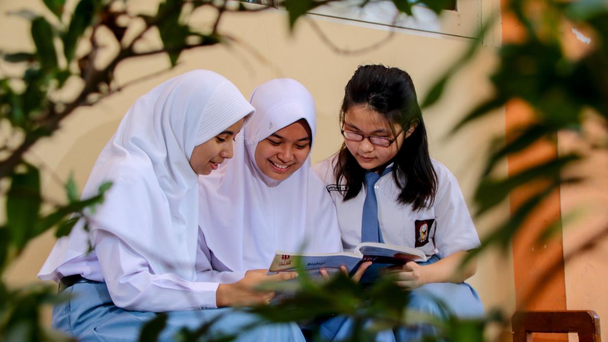 10 Contoh Toleransi di Sekolah, Terapkan Agar Situasi Belajar Kondusif