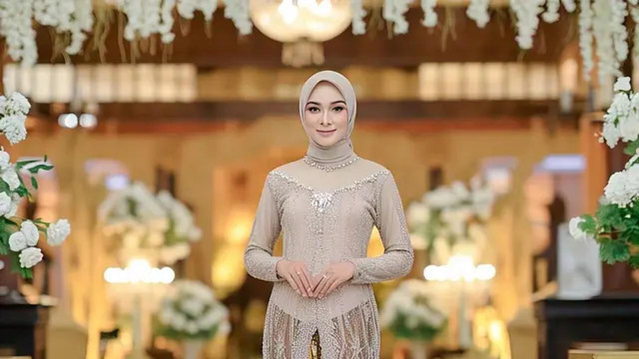 6 Pilihan Model Dress Bridesmaid Hijab 2025, Bikin Tampilanmu Sempurna Saat Mendampingi Pengantin