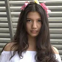 Cassandra Lee merasa nyaman jika berada di dekat Randy Martin, meski demikian remaja blasteran ini masih menganggap Randy sebatas sahabat