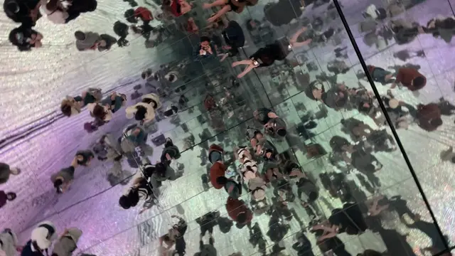 Wahana Seni Digital Pertama di TeamLab Planets Tokyo