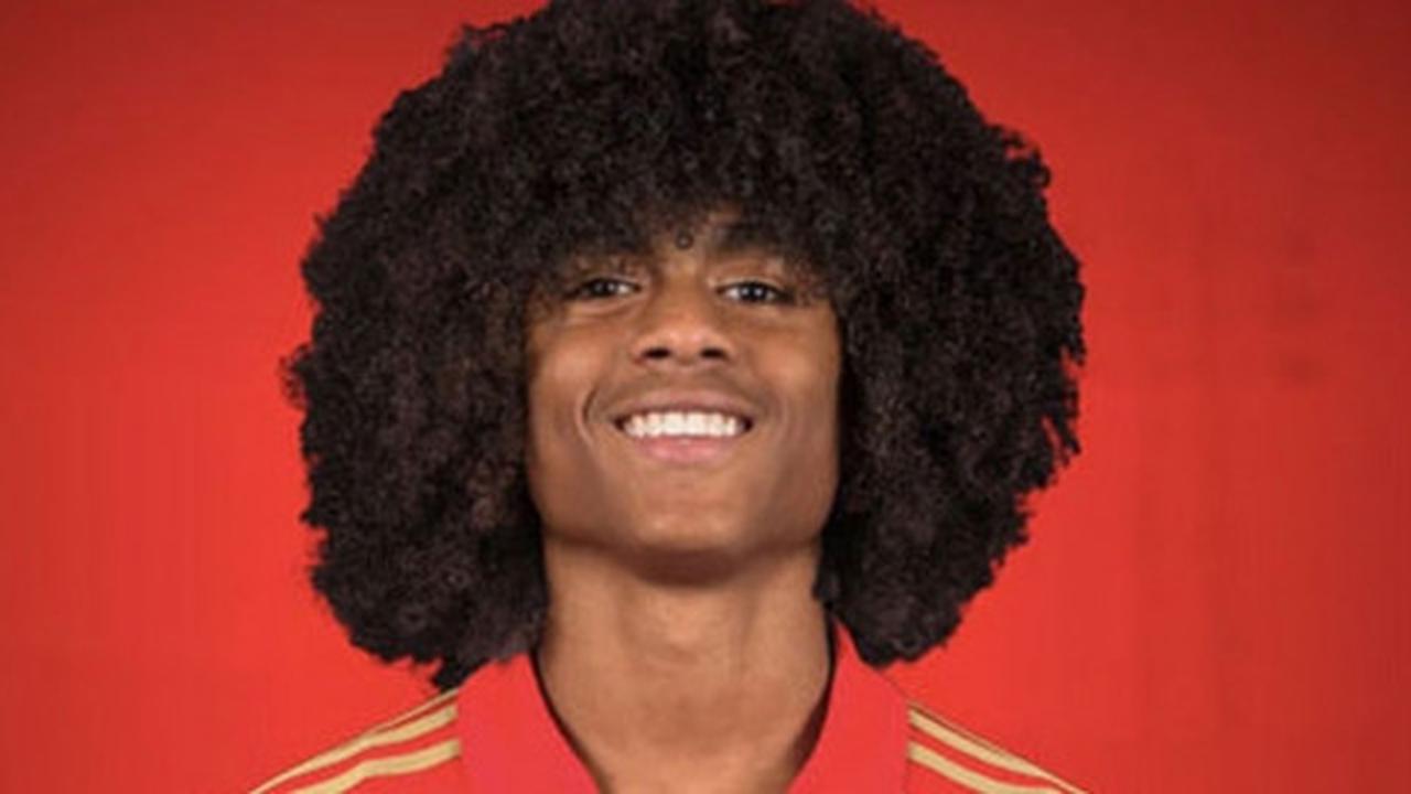 Baru 15 tahun, wonderkid ini sudah jadi rebutan MU dan Chelsea