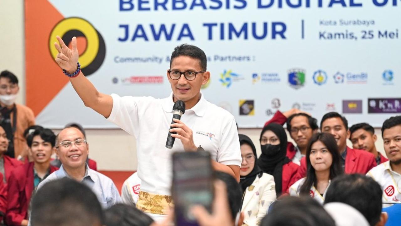 "Saya termasuk orang yang percaya di luar tiga sosok nama itu bisa muncul nanti Bacapres alternatif. Saya termasuk orang yang percaya," kata Arsul.