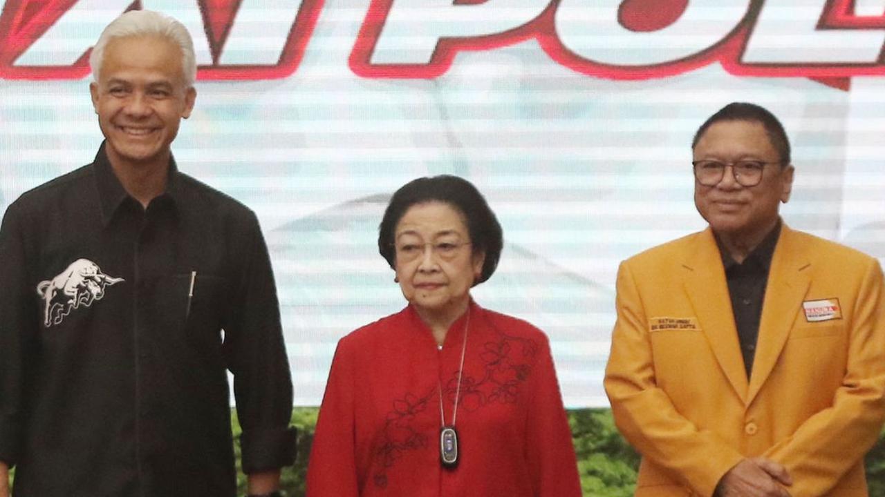 FOTO: Bertemu Megawati di Markas PDIP, Hanura Resmi Deklarasi Dukung Ganjar Pranowo di Pilpres 2024