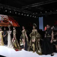 Eko Tjandra rancang gaun yang terinspirasi dari Majapahit