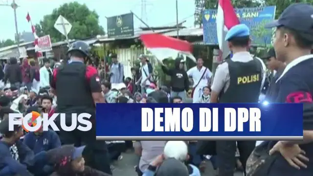 Cegah Ratusan Pelajar Hendak Demo, Petugas Ajak Nyanyi Bersama