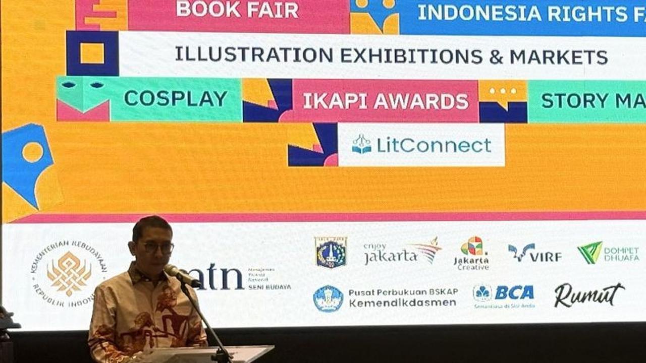 Menteri Kebudayaan Dorong Penulis Bangun Relasi Global di IIBF 2025: Mengapa 'Buku Membentuk Watak Bangsa' Jadi Kunci?